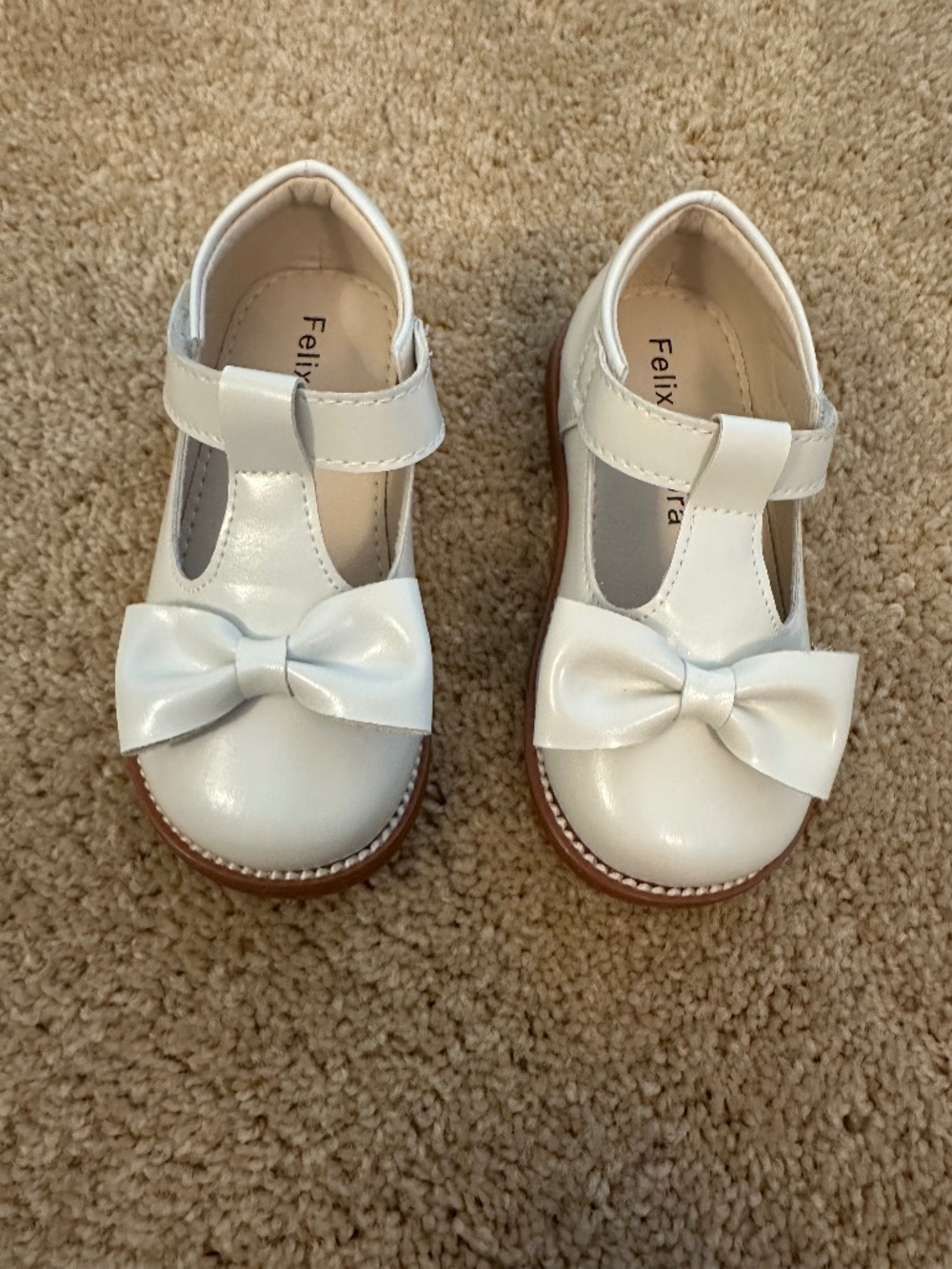 Felix & Flora White Bow Toddler Shoes